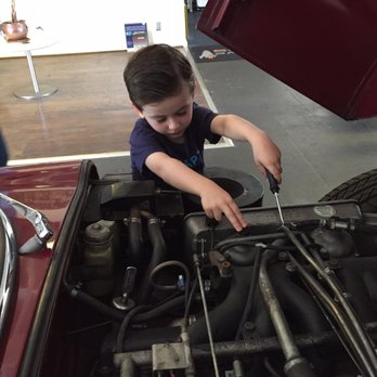Exclusive Motors - Cute mechanics too! - Auto Repair Near Me - Los Angeles, California Exclusive Motors - Cute mechanics too! - Auto Repair Near Me - Los Angeles, California