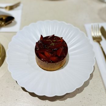 Lysee - Pluot Tart - Desserts Near Me - New York, New York
