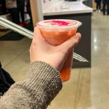 Noodlepig - Strawberry Sakura Boba Tea - Ramen Near Me - Grand Rapids, Michigan