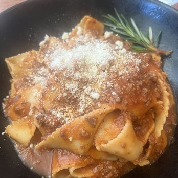 Mangia Toscano - Bolognese - Italian Near Me - Metuchen, New Jersey Mangia Toscano - Bolognese - Italian Near Me - Metuchen, New Jersey