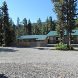 Manning Park East Gate Lodge - Front picture