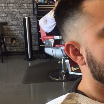 Headliners Barbershop - Barbers Near Me - Menifee, California Headliners Barbershop - Barbers Near Me - Menifee, California