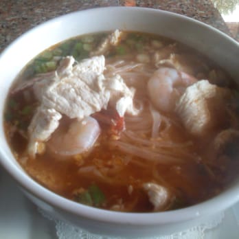 Siam Palace - Tom Yum Noodle Soup (not on the menu) - Thai Near Me - Miami, Florida