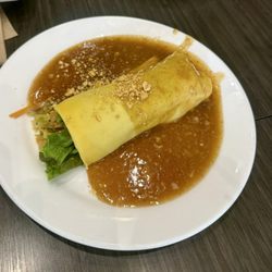 Fresh lumpia
