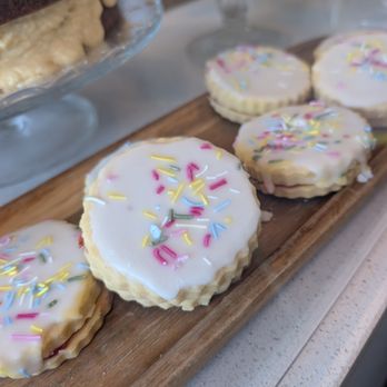 Go Go Beets - Vegan empire biscuit. - Vegan Near Me - Edinburgh, EDH