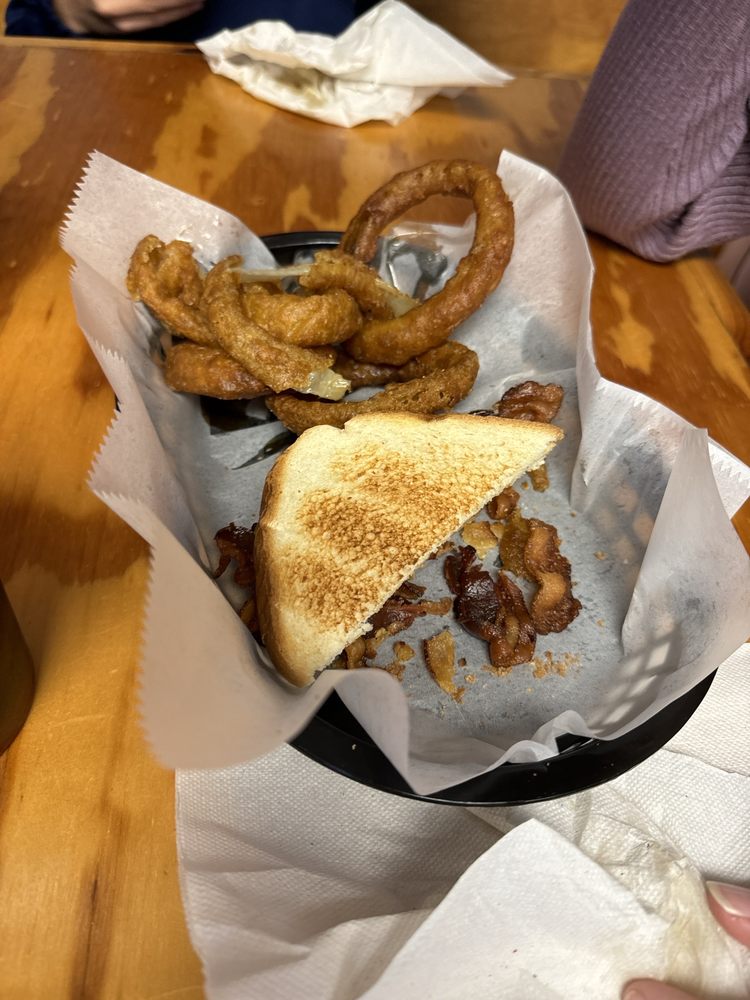 Dawg House Grill OIB