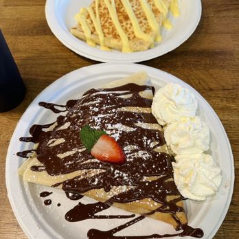 Fraise Cafe - B.E.S.T. Crepe and Fraise Classic Crepe - Creperies Near Me - Fullerton, California