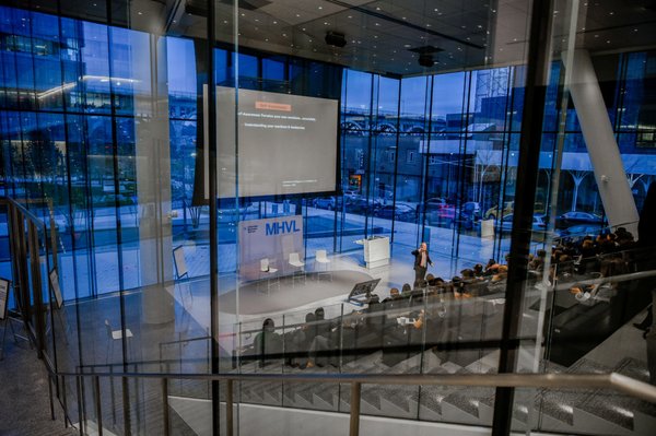 Columbia Business School, David Geffen Hall by null