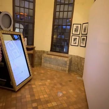 Smile Society Booth - Photo Booth Rentals Near Me - Burbank, California Smile Society Booth - Photo Booth Rentals Near Me - Burbank, California