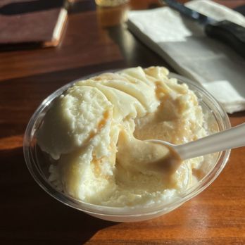 Ritter's Housemade Foods - Vanilla ice cream with bourbon maple sauce - Pizza Near Me - Salem, Oregon Ritter's Housemade Foods - Vanilla ice cream with bourbon maple sauce - Pizza Near Me - Salem, Oregon