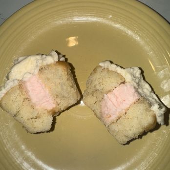 Amoroso's Bakery - Gender reveal cupcakes - Desserts Near Me - Greensboro, North Carolina Amoroso's Bakery - Gender reveal cupcakes - Desserts Near Me - Greensboro, North Carolina
