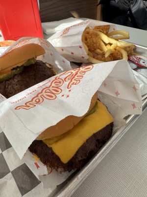 Blue Collar Burger Greenpoint by null