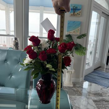 Bennett Floral - Showing one rose hit 19" - Florists Near Me - Galveston, Texas Bennett Floral - Showing one rose hit 19" - Florists Near Me - Galveston, Texas