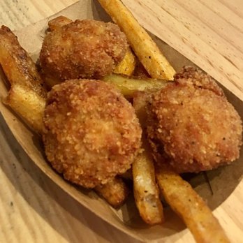 The Crack Shack - Kids meal. Only option is 3 nuggets $7 - New American Near Me - Encinitas, California