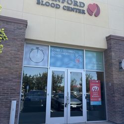 Stanford Blood Center - Front entrance