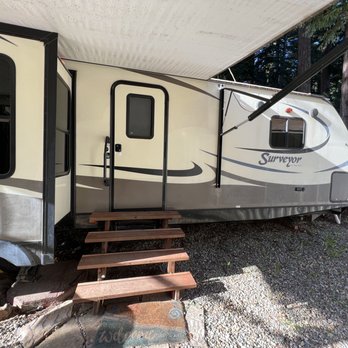 Masoods Lodge - Good RV kept but not cleaned well and poor service. - Hotels Near Me - Boulder Creek, California Masoods Lodge - Good RV kept but not cleaned well and poor service. - Hotels Near Me - Boulder Creek, California