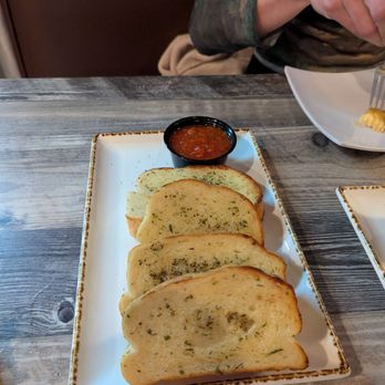 Mamma Mia - Garlic Bread - Italian Near Me - Riverside, California