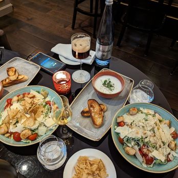 Pianobar - Caesar Salads add scallops, Espresso Martini, Coconut Ginger Soup, and a bottle of Sparkling Water. - Bistros Near Me - Hamburg, HH Pianobar - Caesar Salads add scallops, Espresso Martini, Coconut Ginger Soup, and a bottle of Sparkling Water. - Bistros Near Me - Hamburg, HH