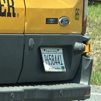 Stanley Steemer - Call a different company and keep this red light running driver off the road before he hurts someone! Okatie Manager driving this! - Carpet Cleaning Near Me - Ridgeland, South Carolina