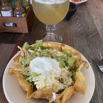 Fiesta Grande Mexican Grill - Margarita & Chicken Taco Salad, lunch portion. - Mexican Near Me - Mt Dora, Florida Fiesta Grande Mexican Grill - Margarita & Chicken Taco Salad, lunch portion. - Mexican Near Me - Mt Dora, Florida