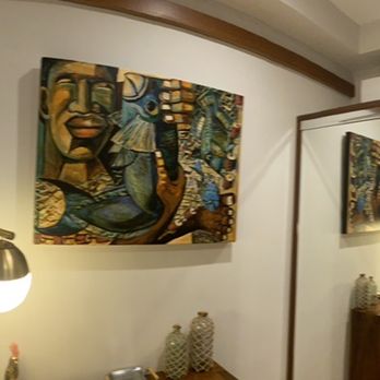 Paia Inn - Beautiful city view room deluxe king bed (Great WiFi & Netflix ). Quiet stay, sushi downstairs Thurs-Sunday. - Hotels Near Me - Paia, Hawaii