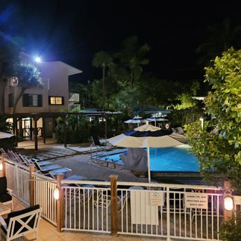 Skipper's Dockside - Outdoor area - Seafood Near Me - Key Largo, Florida