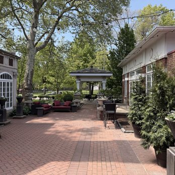 Glidden House - Hotels Near Me - Cleveland, Ohio