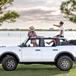 Destin Jeep Rentals - Destin Jeep Rentals Bronco Car Rental off Scenic Hw 30A