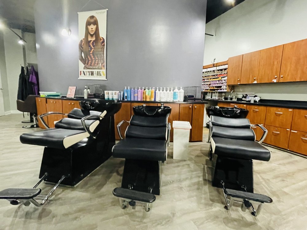 In Style Hair Image