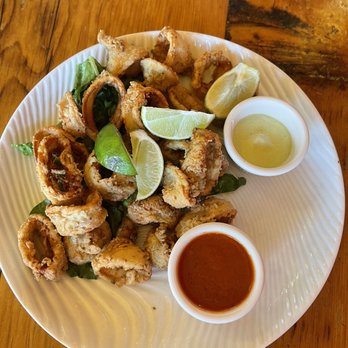 Guadalupe Restaurant - Fried Calamari with marinara sauce & special "green" sauce - Mexican Near Me - New York, New York