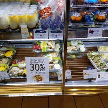 Paris Baguette - 30% off after 8pm - Bakeries Near Me - Flushing, New York