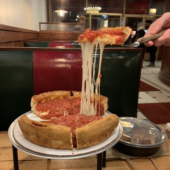 Giordano's - Cheesy deep dish pizza - Pizza Near Me - Chicago, Illinois