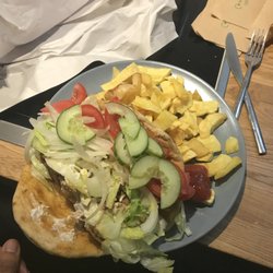 Fins and Grill - Chicken Giro