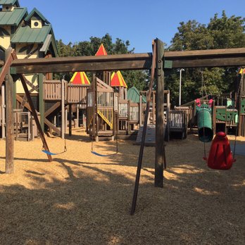 Ferns Park - Inner child is happy - Parks Near Me - Woodland, California