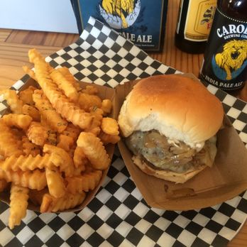 Al's Burger Shack - Mookie - Burgers Near Me - Chapel Hill, North Carolina Al's Burger Shack - Mookie - Burgers Near Me - Chapel Hill, North Carolina