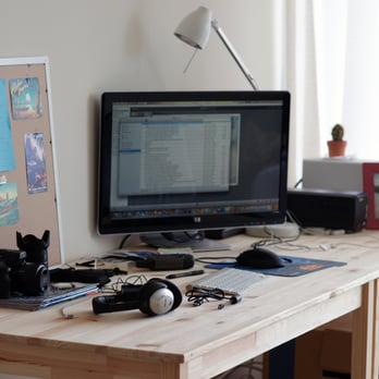 Two50 Downtown - workspace during daytime, a lot of natural light even with curtains closed - Apartments Near Me - San Mateo, California Two50 Downtown - workspace during daytime, a lot of natural light even with curtains closed - Apartments Near Me - San Mateo, California
