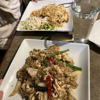 Coconut Thai - Thai Near Me - Issaquah, Washington