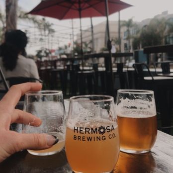 Hermosa Brewing - IPA flight - Brewpubs Near Me - Hermosa Beach, California