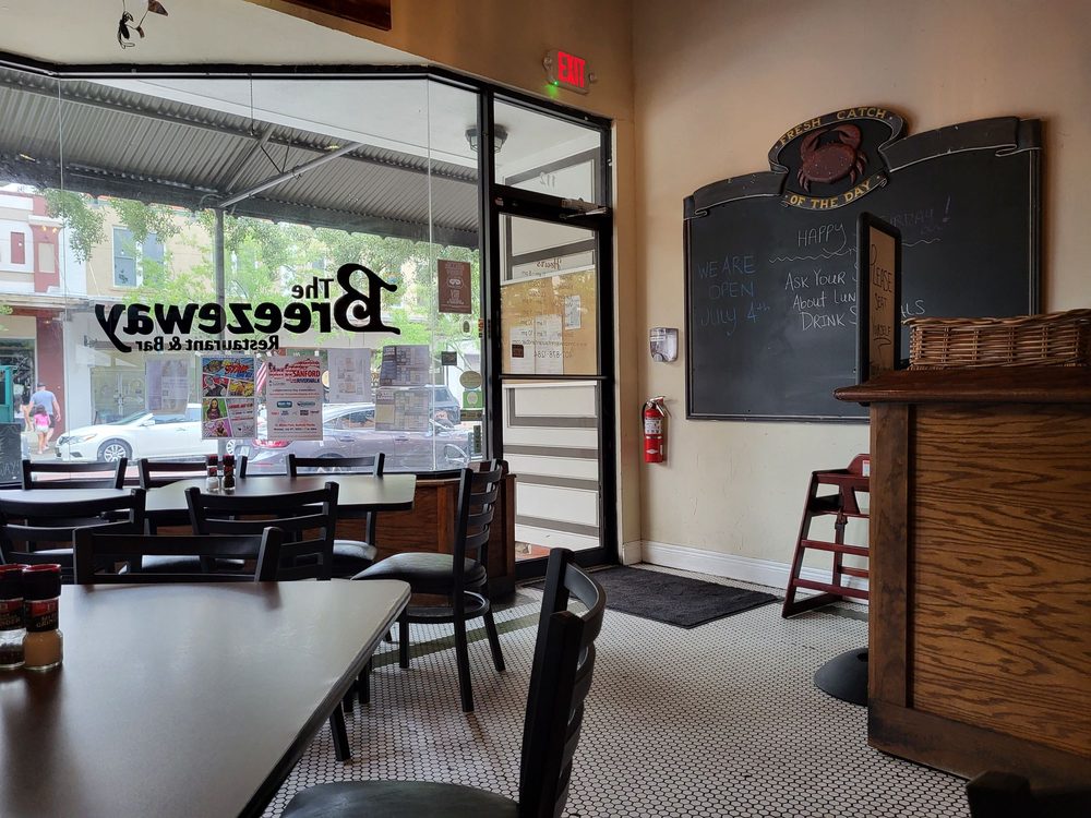 The Breezeway Restaurant & Bar