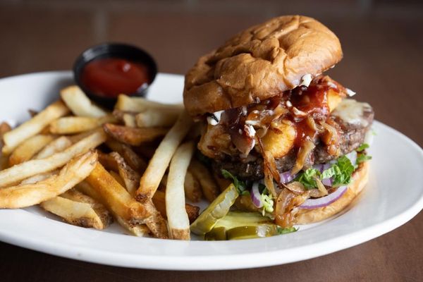 Green Mill Restaurant & Bar by null