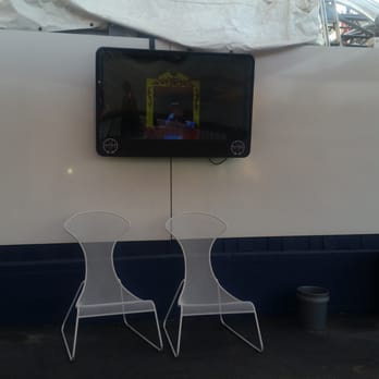 SkyView Atlanta - Flat screens - Amusement Parks Near Me - Atlanta, Georgia