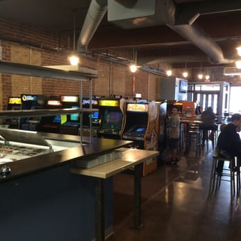 The Quarter Barrel - Open kitchen and '80s arcade - Pizza Near Me - Cedar Rapids, Iowa