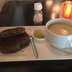 Roezemoes - Soup of the month (asparagus)