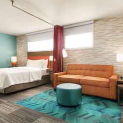 Home2 Suites by Hilton Bismarck - Guest room