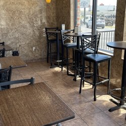 The Grill - Dining room area (very clean)