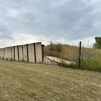 Canadian Gun Ranges - Barrier between the 100 and 50 yard ranges. Grassy hill is backstop for the 50 yard. - Gun/Rifle Ranges Near Me - El Reno, Oklahoma Canadian Gun Ranges - Barrier between the 100 and 50 yard ranges. Grassy hill is backstop for the 50 yard. - Gun/Rifle Ranges Near Me - El Reno, Oklahoma