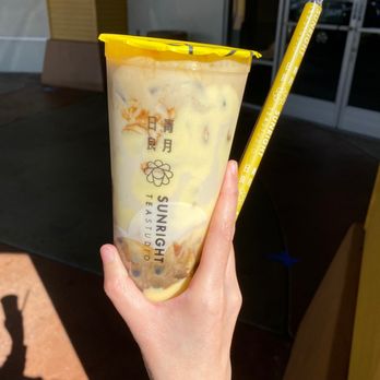 Sunright Tea Studio - Sunnyvale - creme brulee boba milk - Bubble Tea Near Me - Sunnyvale, California
