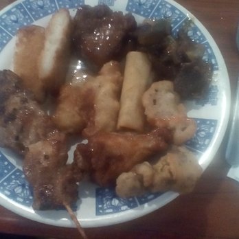 HAO Wah Chinese Restaurant - Chicken on-a-stick (Nicely spiced) Buffalo Wings chicken (Hot!), Meat Roll, Breaded Fish, Pepper Steak (Flavorful), and Meat & Mushroom - Chinese Near Me - Pinellas Park, Florida