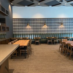 Peel Wood Fired Pizza - Clayton - Front room