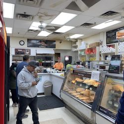 The Bagel Hole - Interior